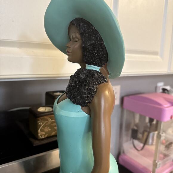 RETRO MIAMI BEACH BATHING BEAUTY AFRICAN AMERICAN FIGURINES 23" TALL - Picture 11 of 14